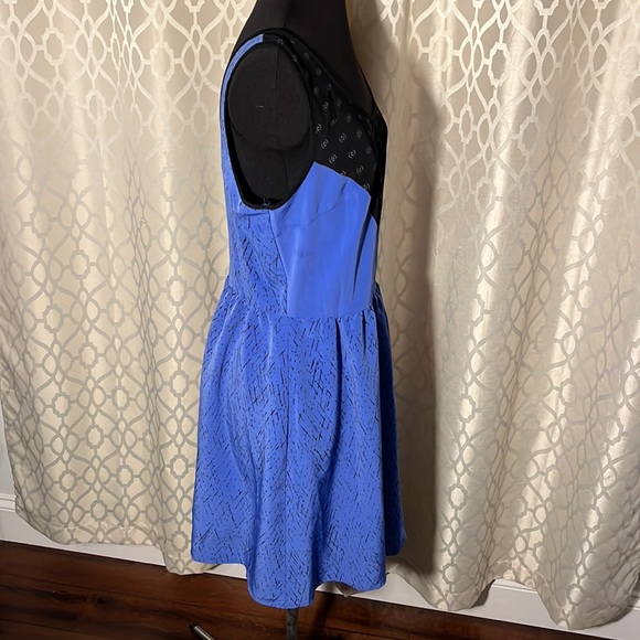 Blue and black Attention size 10 dress with zipper back - Picture 7 of 10